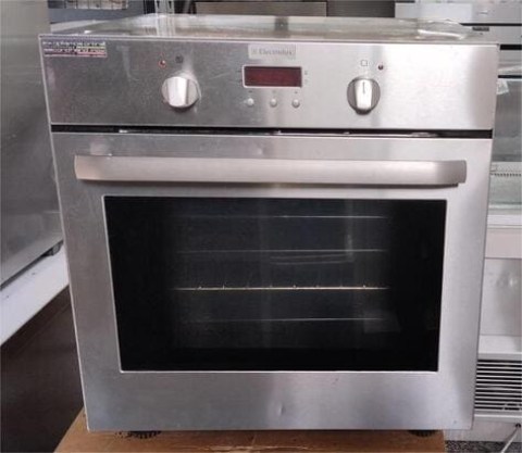 Φούρνος Κυκλοθερμικός Με Γκριλ 4 Θέσεων 42x37 ELECTROLUX Μεταχειρισμένος